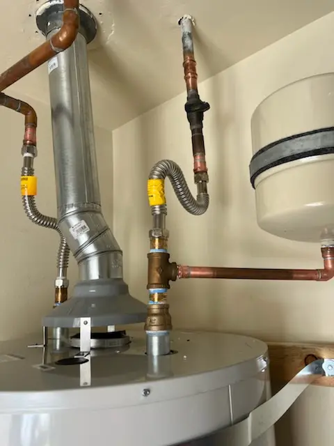 Water heater installation and plumbing repair in Sayreville